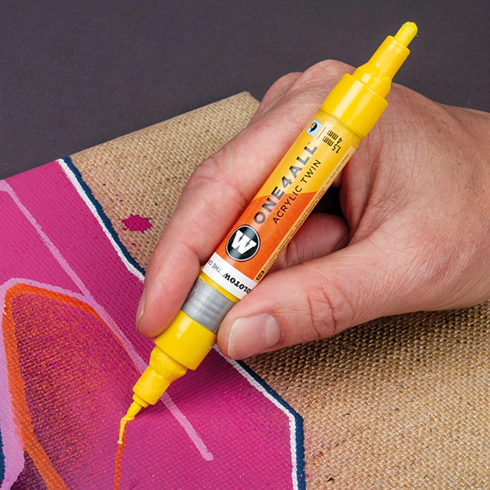 Molotow ONE4ALL Acryl Twin двустранен акрилен маркер, 1,5 + 4 мм, металик сребърен - MOL-O4A-TWIN-227