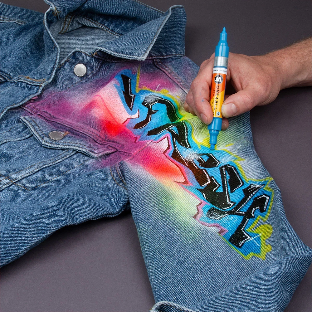 Molotow ONE4ALL Acryl Twin двустранен акрилен маркер, 1,5 + 4 мм, металик сребърен - MOL-O4A-TWIN-227